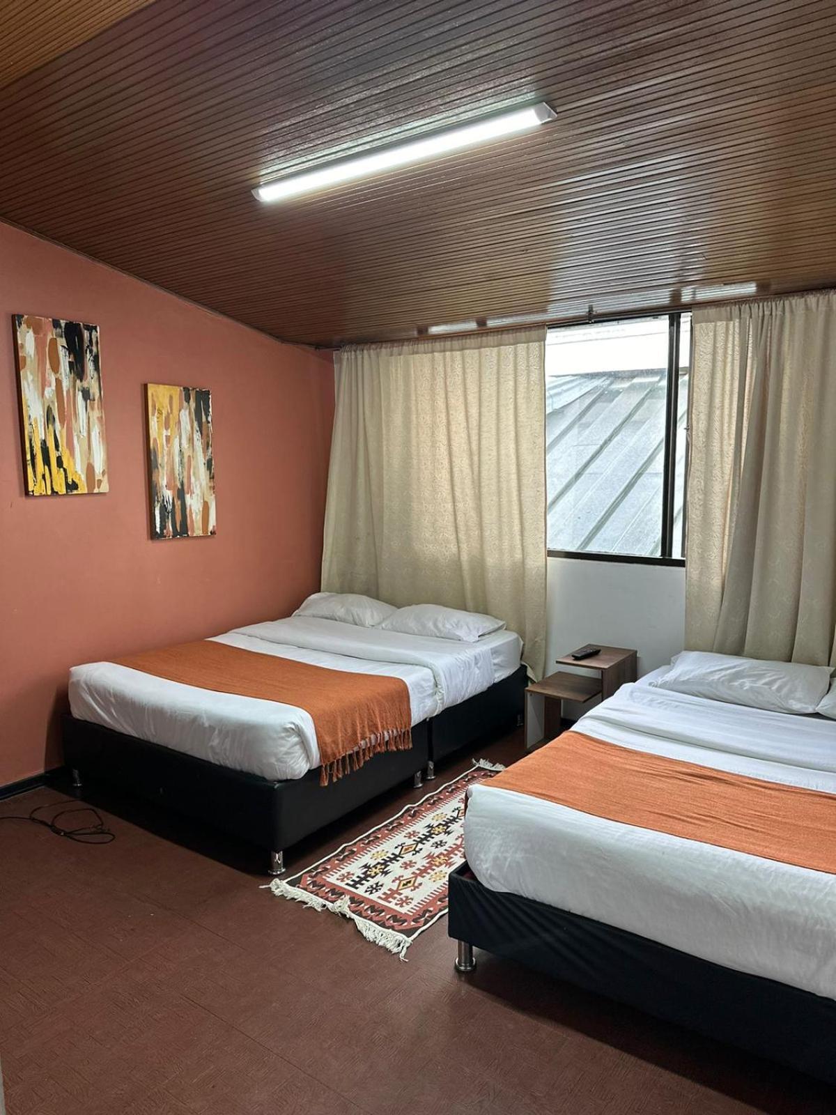 Way Maker 1 Hotel Bogota Bagian luar foto