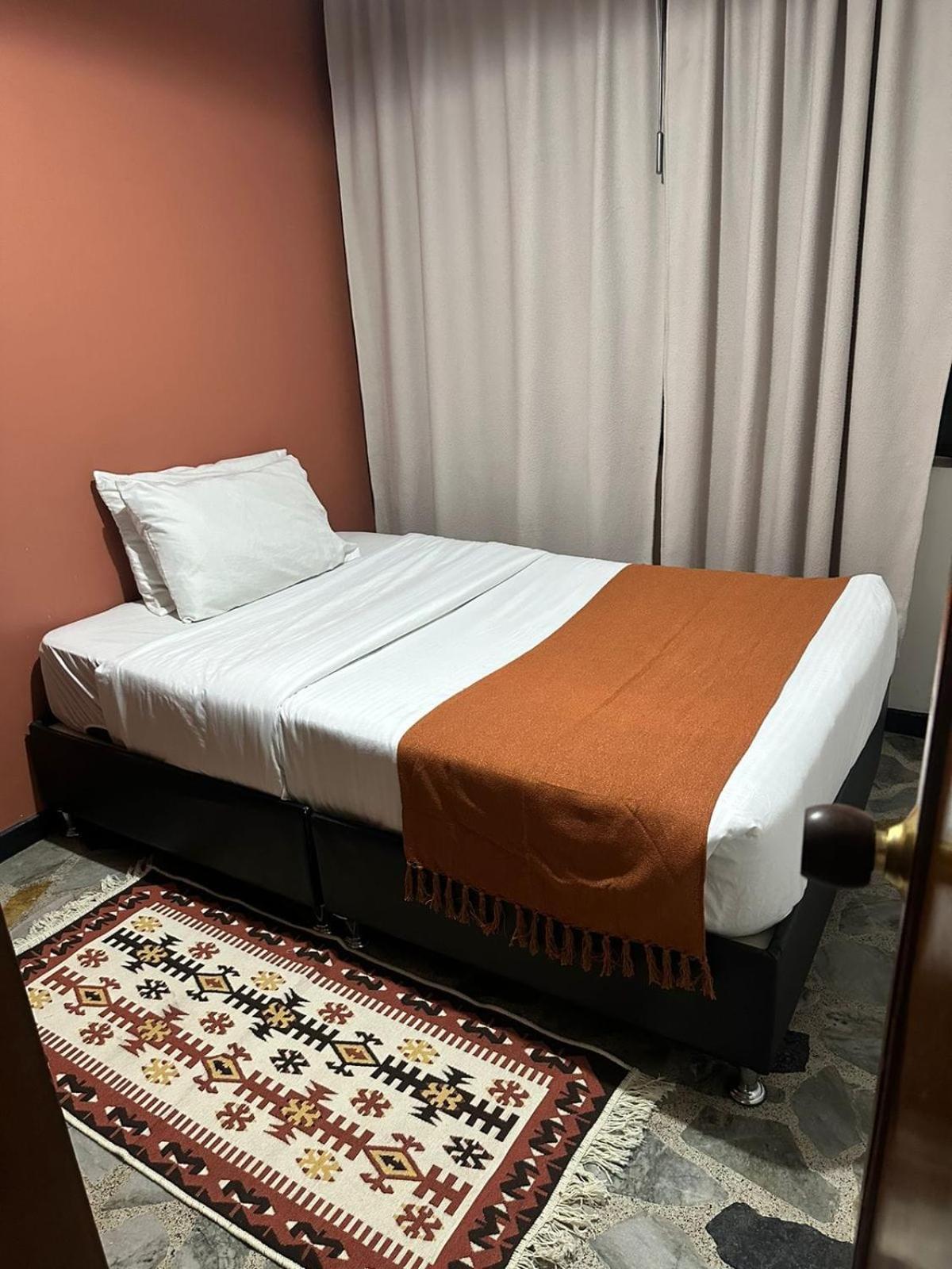 Way Maker 1 Hotel Bogota Bagian luar foto