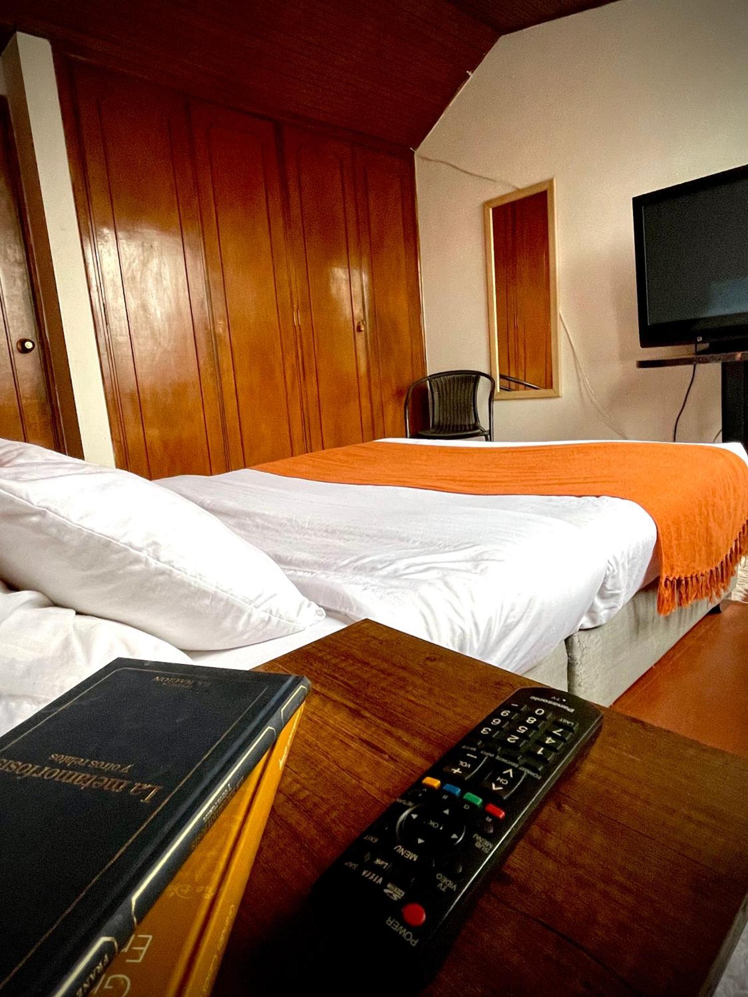 Way Maker 1 Hotel Bogota Bagian luar foto