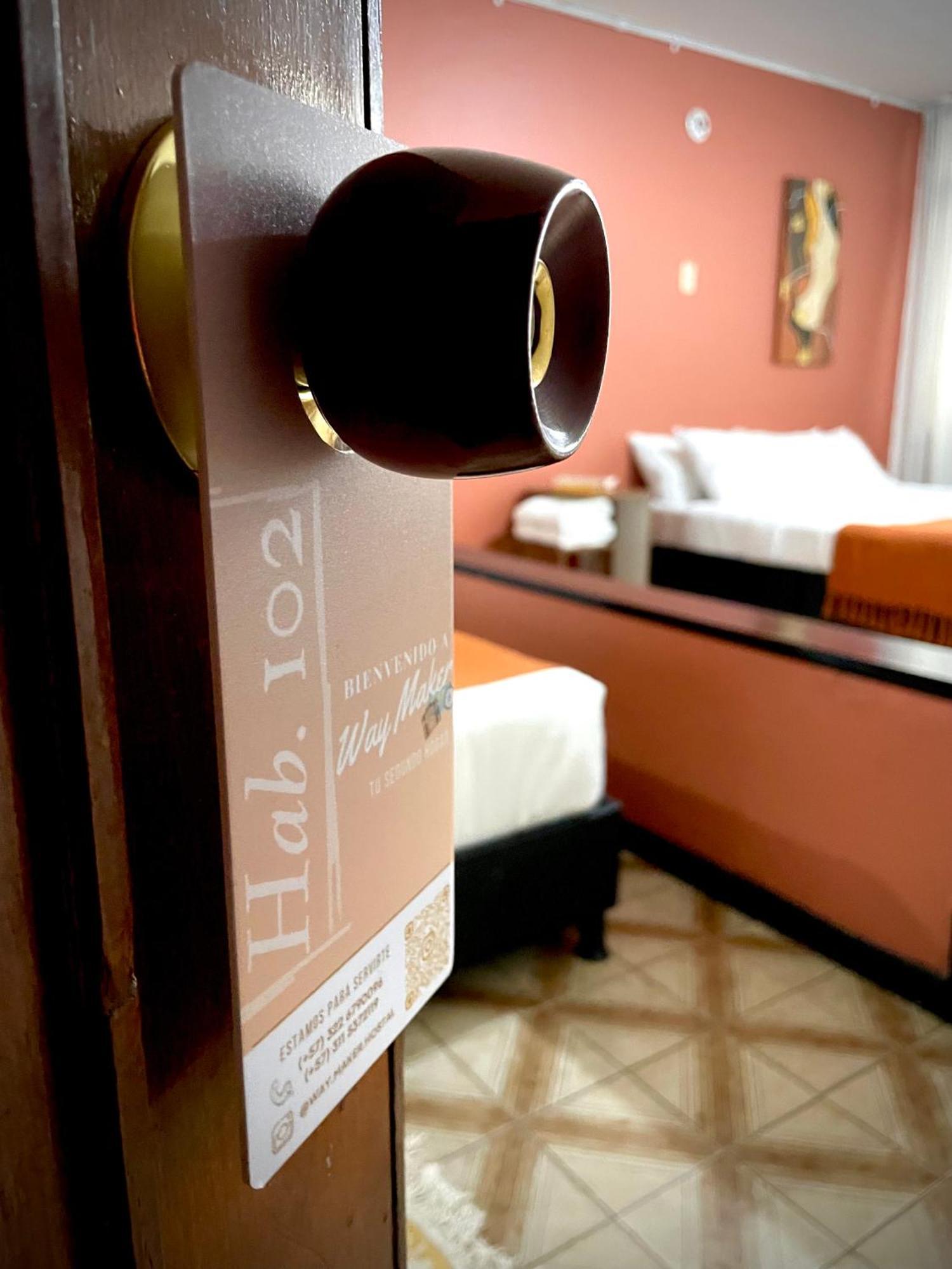Way Maker 1 Hotel Bogota Bagian luar foto